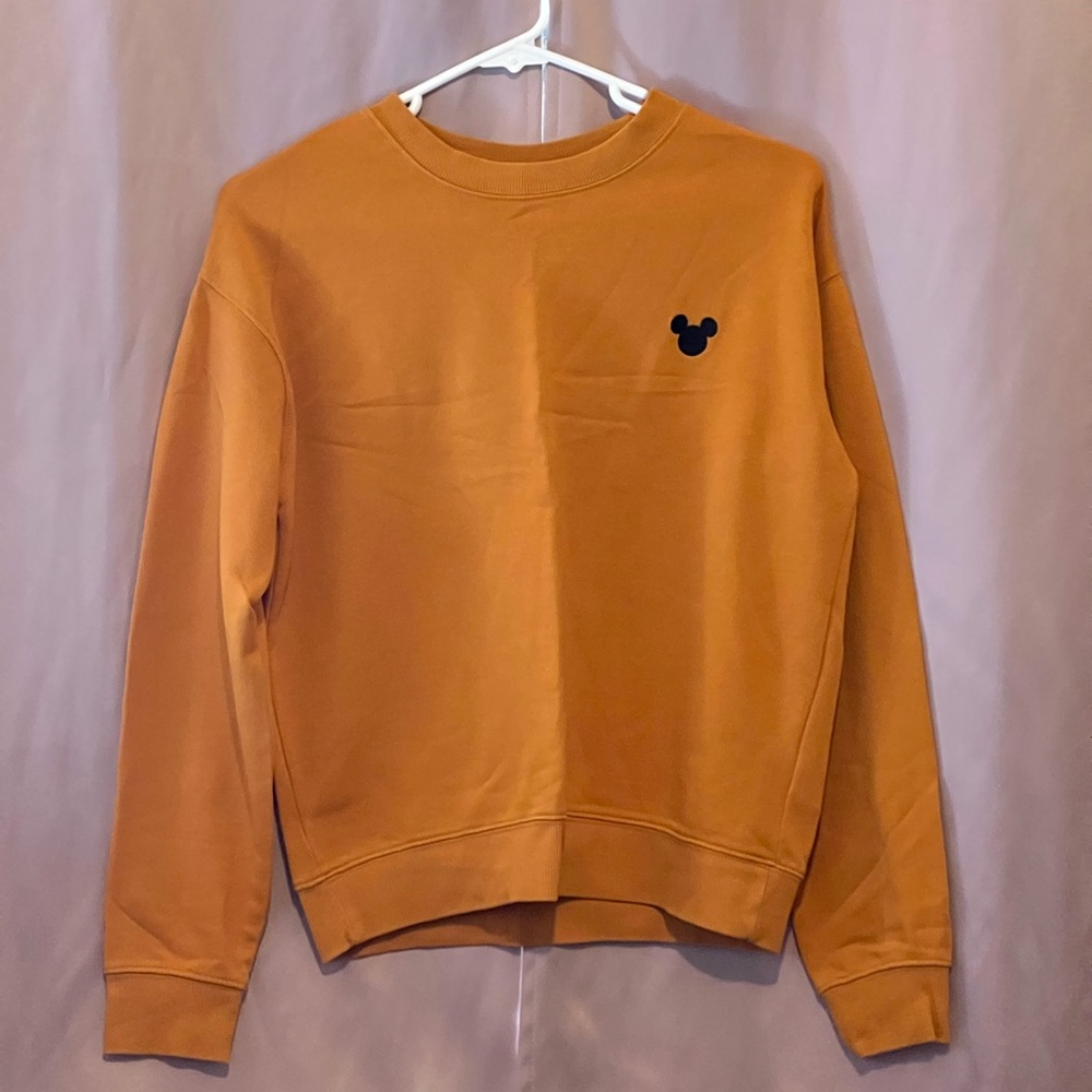 Orange mustard Disney sweatshirt 🧡